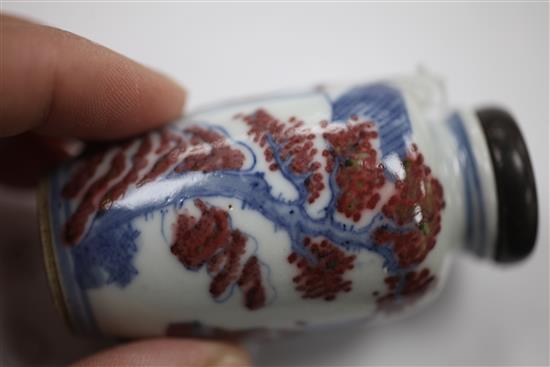 A Chinese underglaze blue and copper red snuff bottle, 1830-1900, 6.1cm